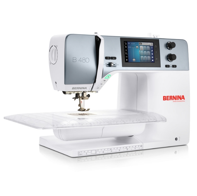 BERNINA 480 za strastvene krojačice 9mm Hook
